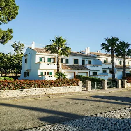 Falesia By The Portuguese Butler Villa *