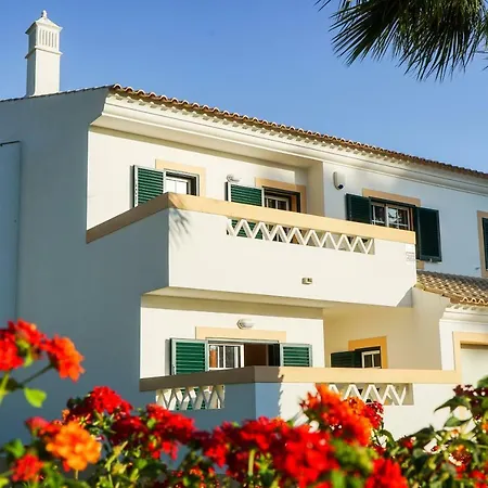Falesia By The Portuguese Butler Olhos de Agua (Albufeira)