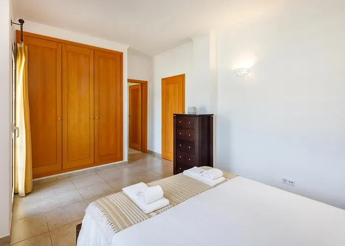Villa Falesia By The Portuguese Butler *