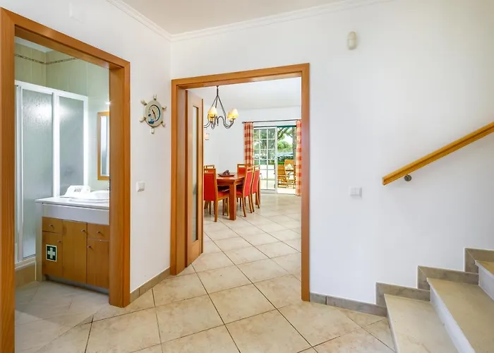 Villa Falesia By The Portuguese Butler Olhos de Agua (Albufeira)