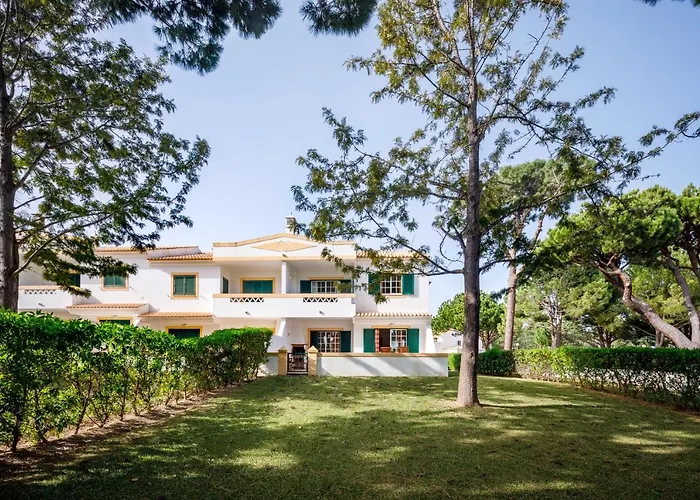 Villa Falesia By The Portuguese Butler